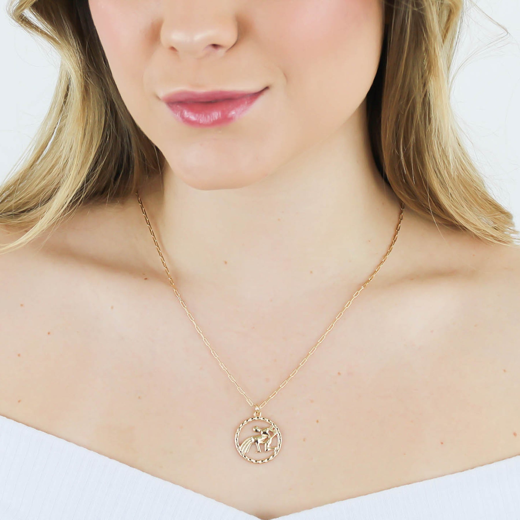 Colar Signo Escorpião Banhado a Ouro 18k – SIGNO | Estilo e Personalidade