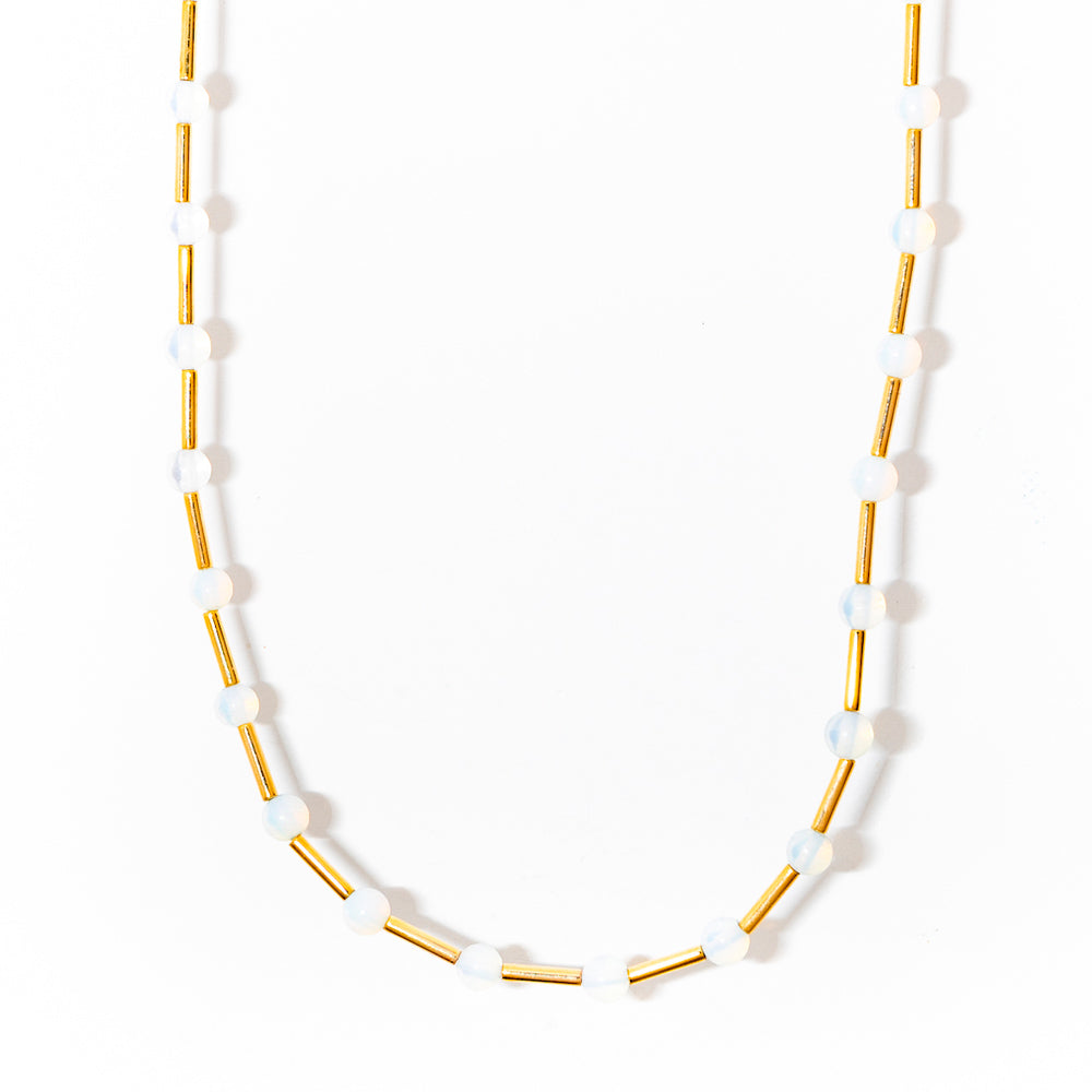 Colar curto pedra opaline com detalhes em ouro 18k - Canopus
