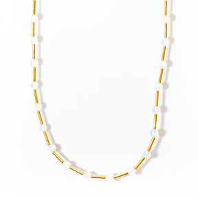 Colar curto pedra opaline com detalhes em ouro 18k - Canopus