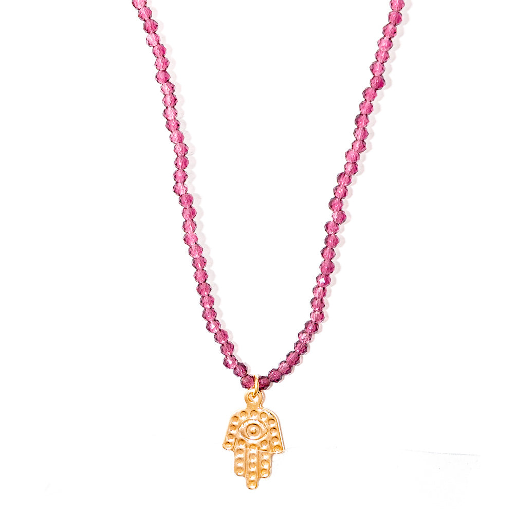 colar banhado a ouro 18 k cristal granada com pingente hamsa - Hare