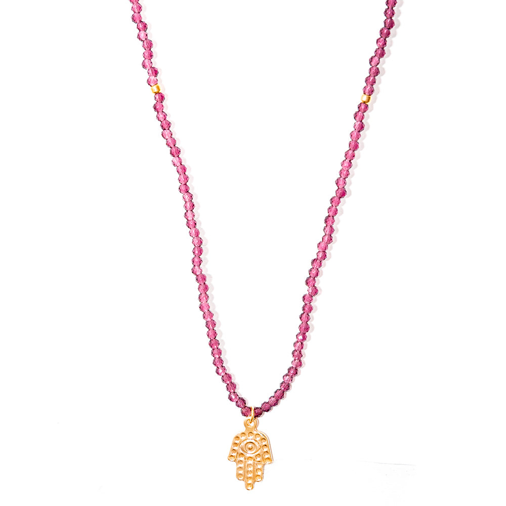 colar banhado a ouro 18 k cristal granada com pingente hamsa - Hare